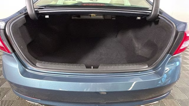 2015 Nouveau Blue Hyundai Sonata Sport FWD Sedan