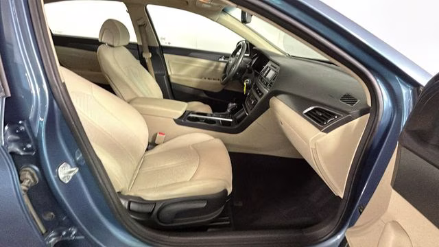 2015 Nouveau Blue Hyundai Sonata Sport FWD Sedan