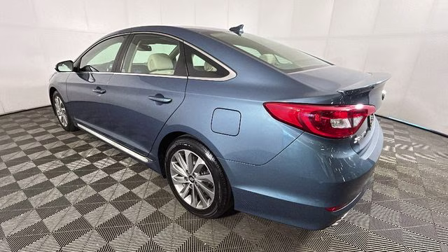2015 Nouveau Blue Hyundai Sonata Sport FWD Sedan