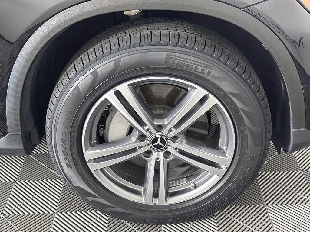2022 Black Mercedes-Benz GLC GLC 300 RWD SUV