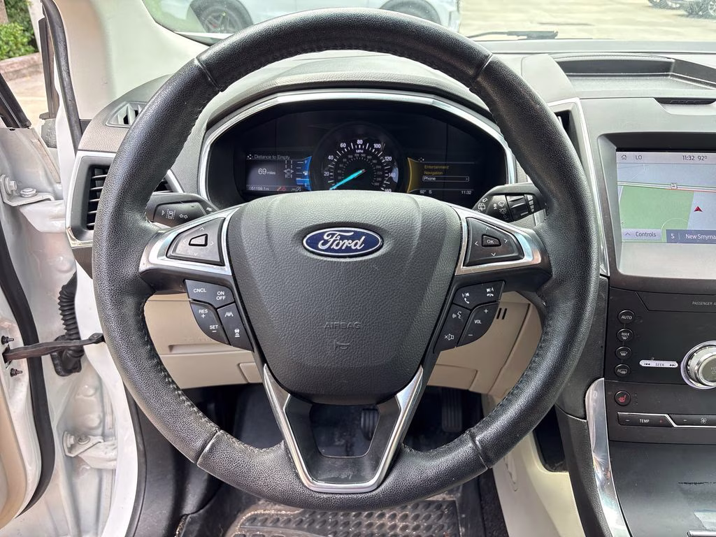 2020 White Metallic Ford Edge Titanium FWD SUV