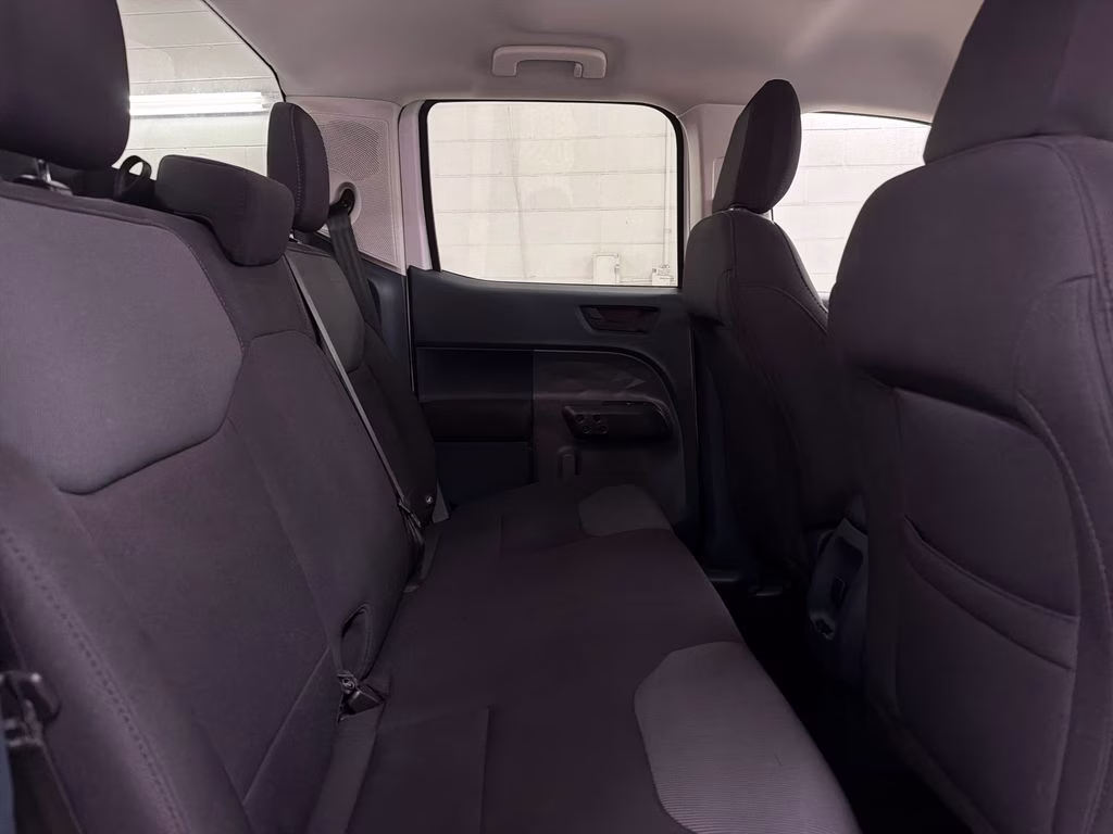 2024 Oxford White Ford Maverick XL AWD Truck