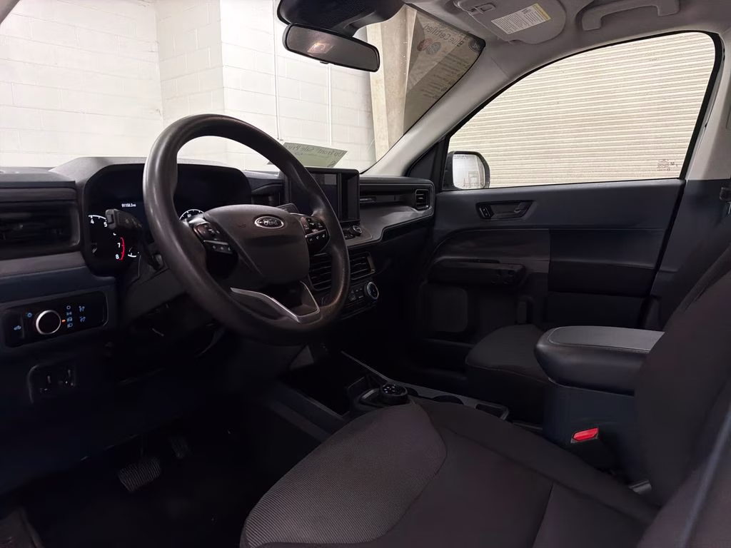 2024 Oxford White Ford Maverick XL AWD Truck