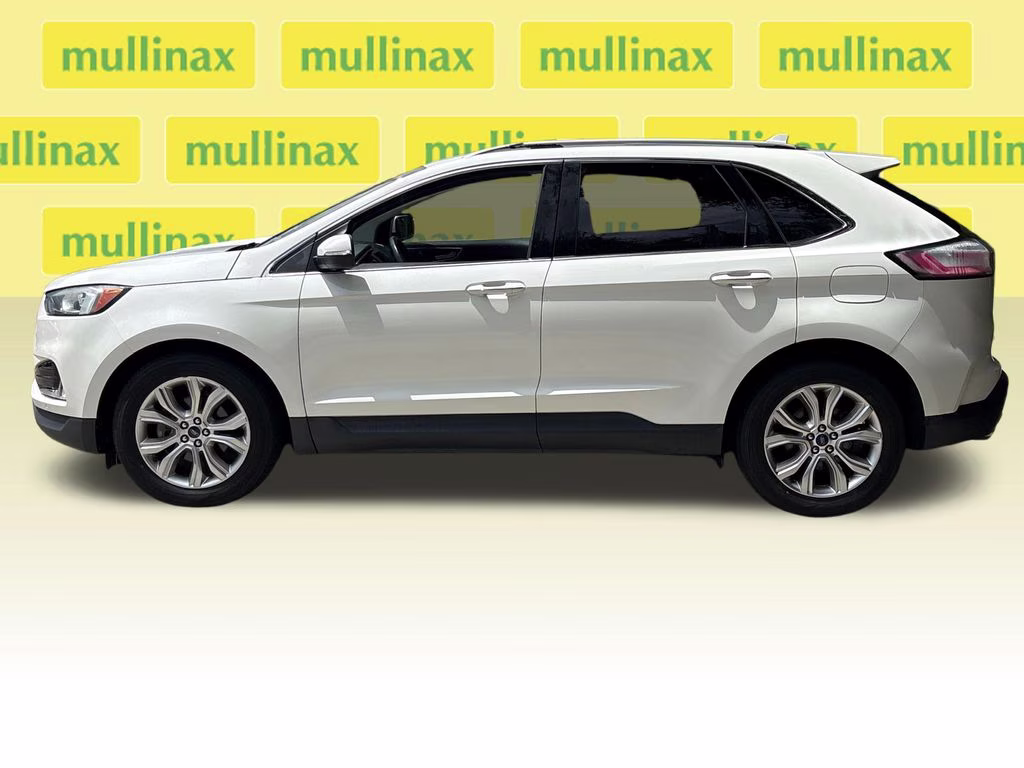 2020 White Metallic Ford Edge Titanium FWD SUV