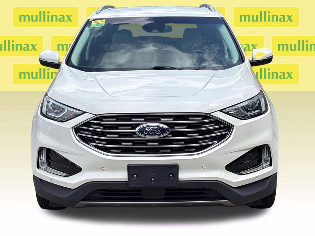 2020 White Metallic Ford Edge Titanium FWD SUV