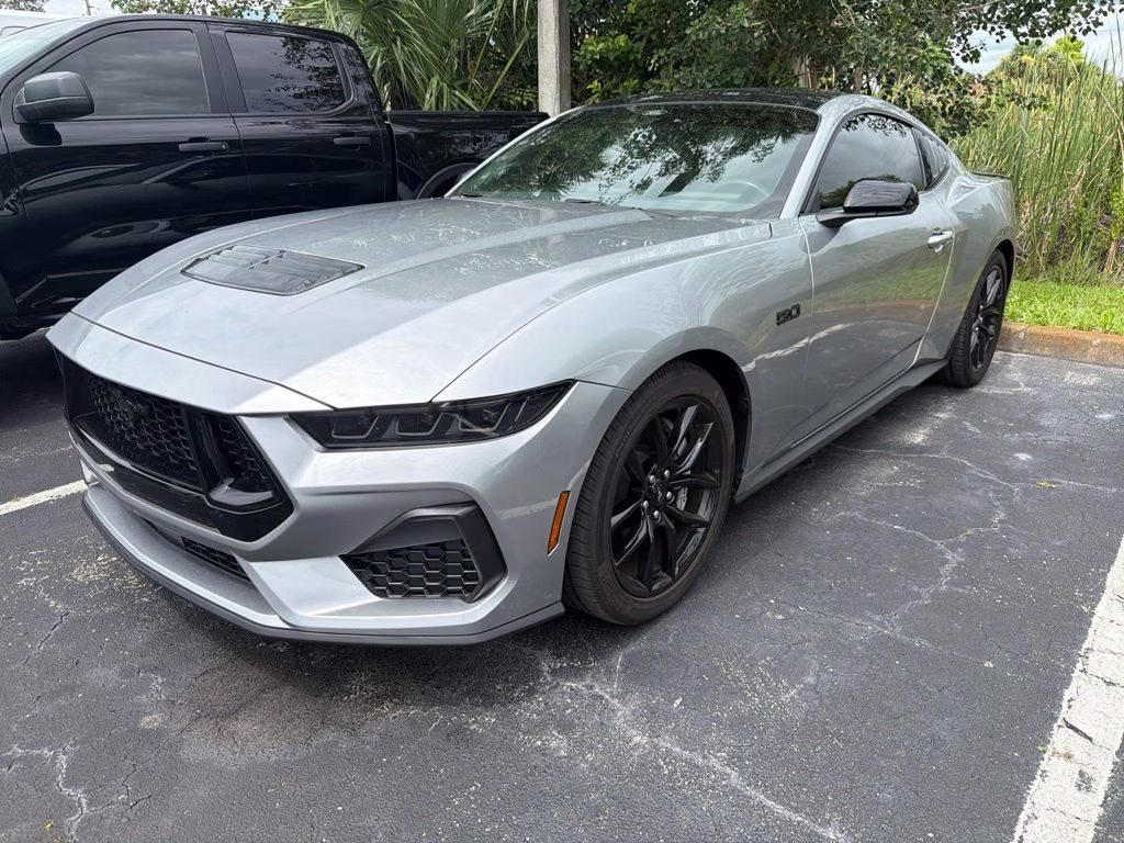 2025 Silver Metallic Ford Mustang GT RWD Coupe