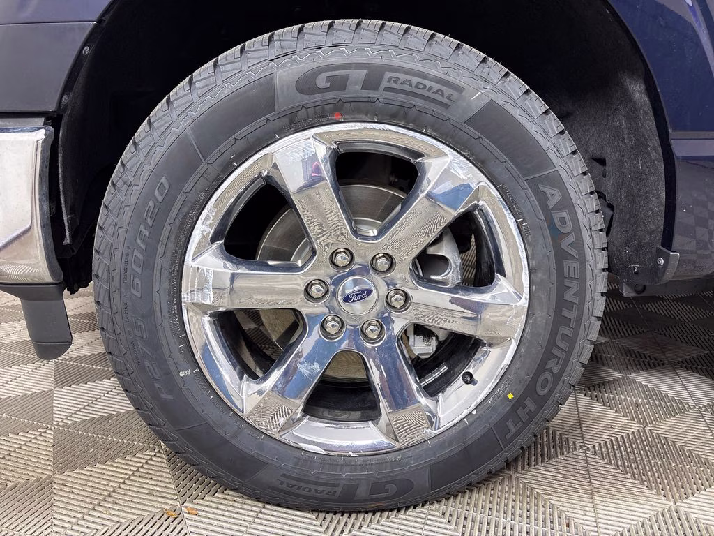 2022 Blue Metallic Ford F-150 Lariat 4X4 Truck