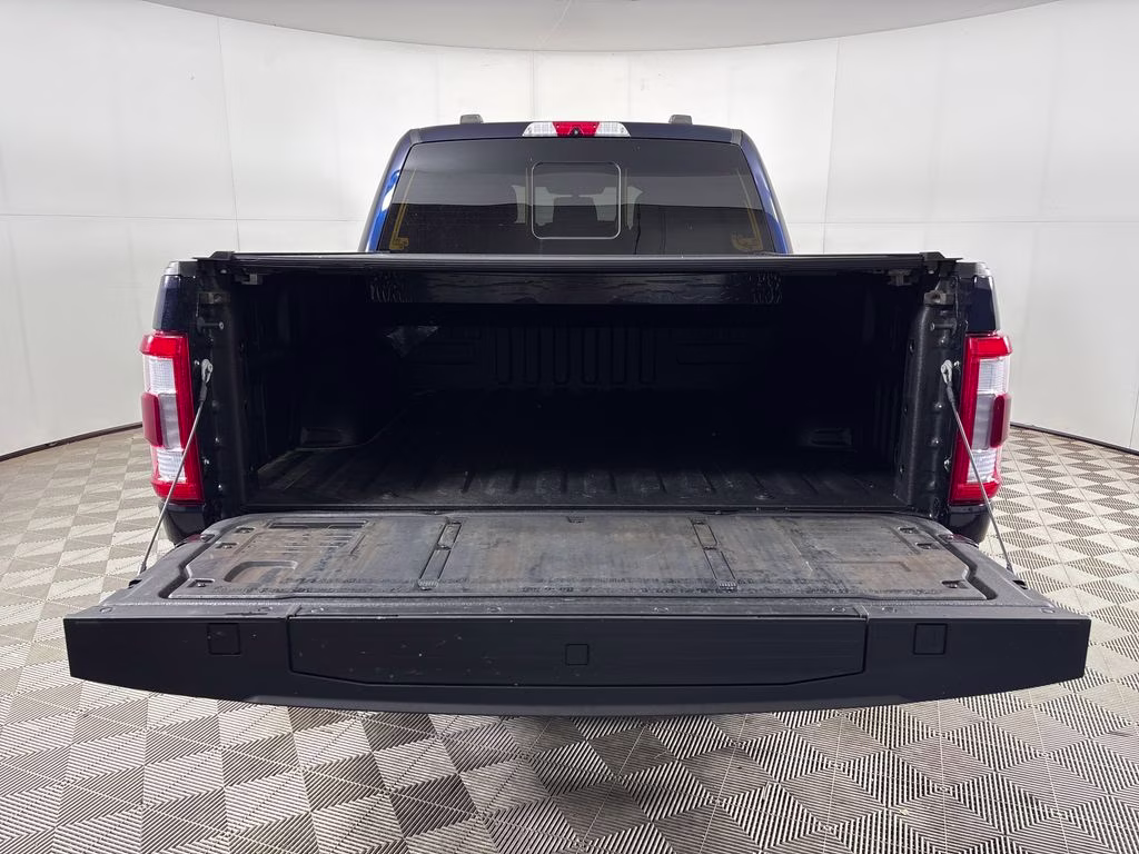 2022 Blue Metallic Ford F-150 Lariat 4X4 Truck