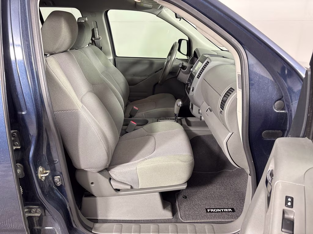 2019 Arctic Blue Metallic Nissan Frontier SV RWD Truck