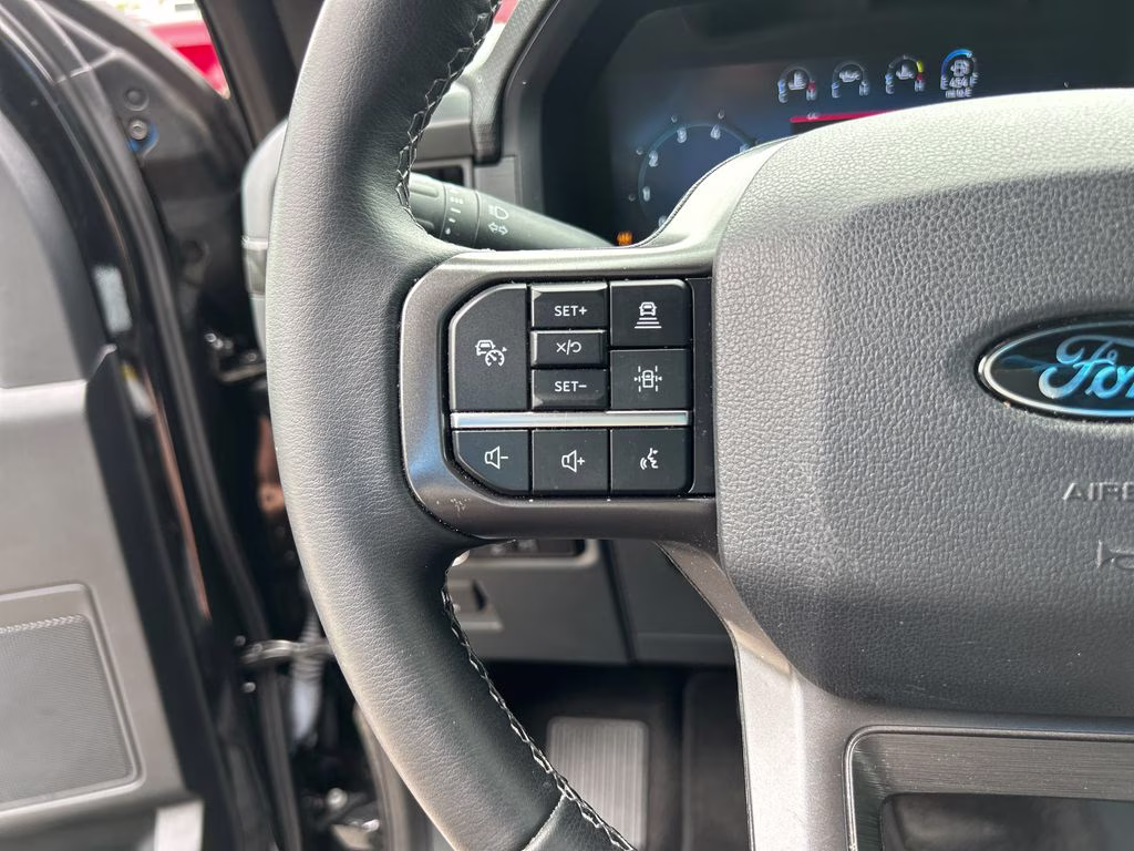 2024 Agate Black Metallic Ford F-150 XLT 4X4 Truck