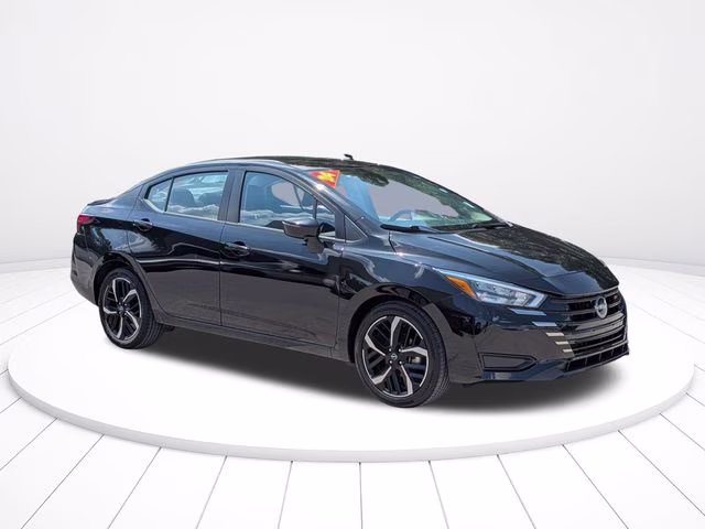 2024 Super Black Metallic Nissan Versa 1.6 SR FWD Sedan