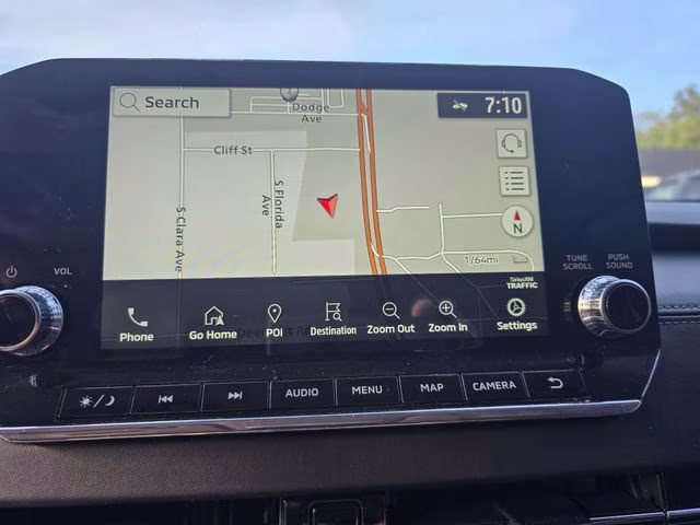 2023 Mercury Gray Metallic Mitsubishi Outlander SE FWD SUV