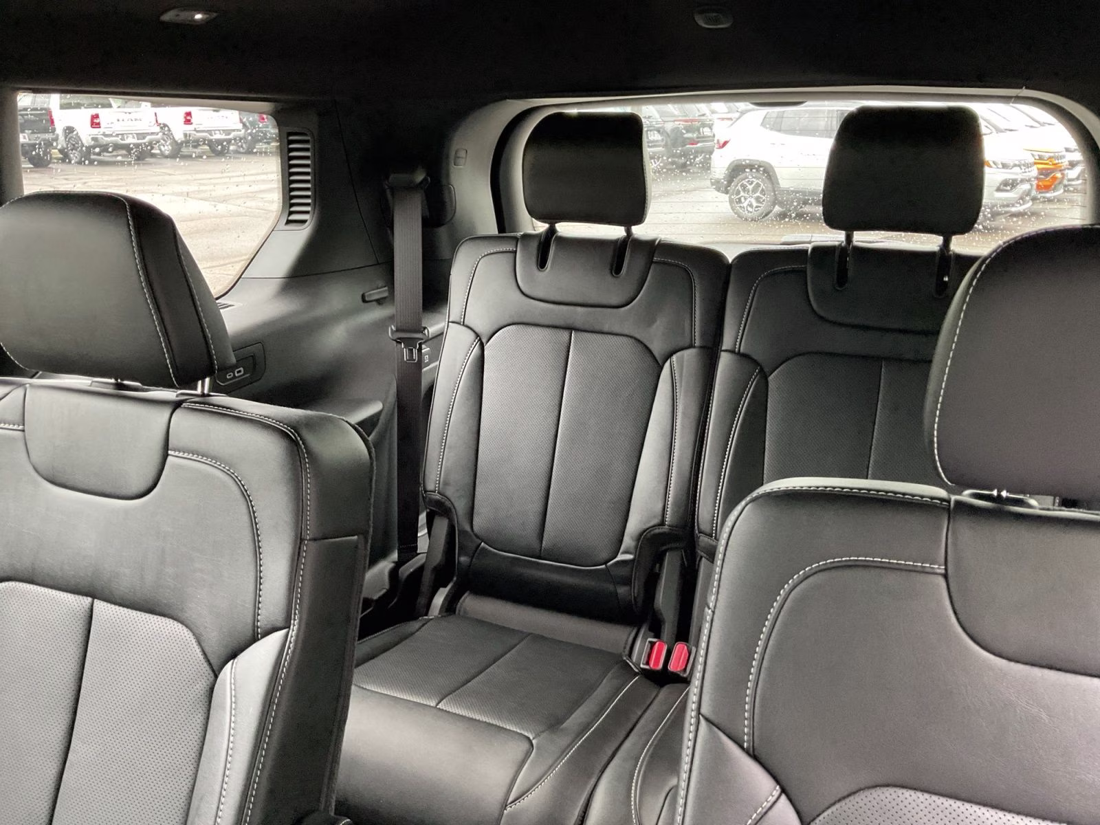 2026 Diamond Black Crystal Pearlcoat Jeep Grand Cherokee L Limited 4X4 SUV