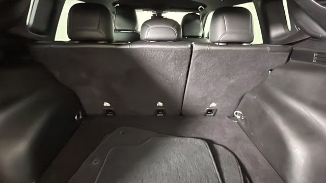 2024 Silver Zynith Metallic Clearcoat Jeep Compass Limited 4X4 SUV