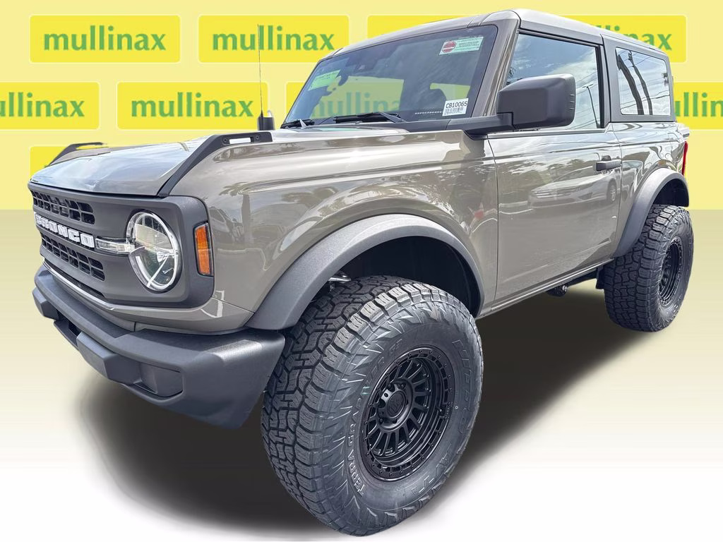 2026 Marsh Gray Ford Bronco Base 4X4 SUV