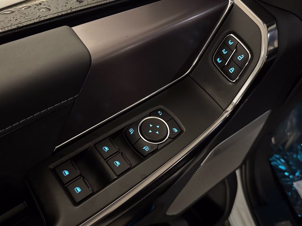 2026 Avalanche Ford F-150 Platinum 4X4 Truck