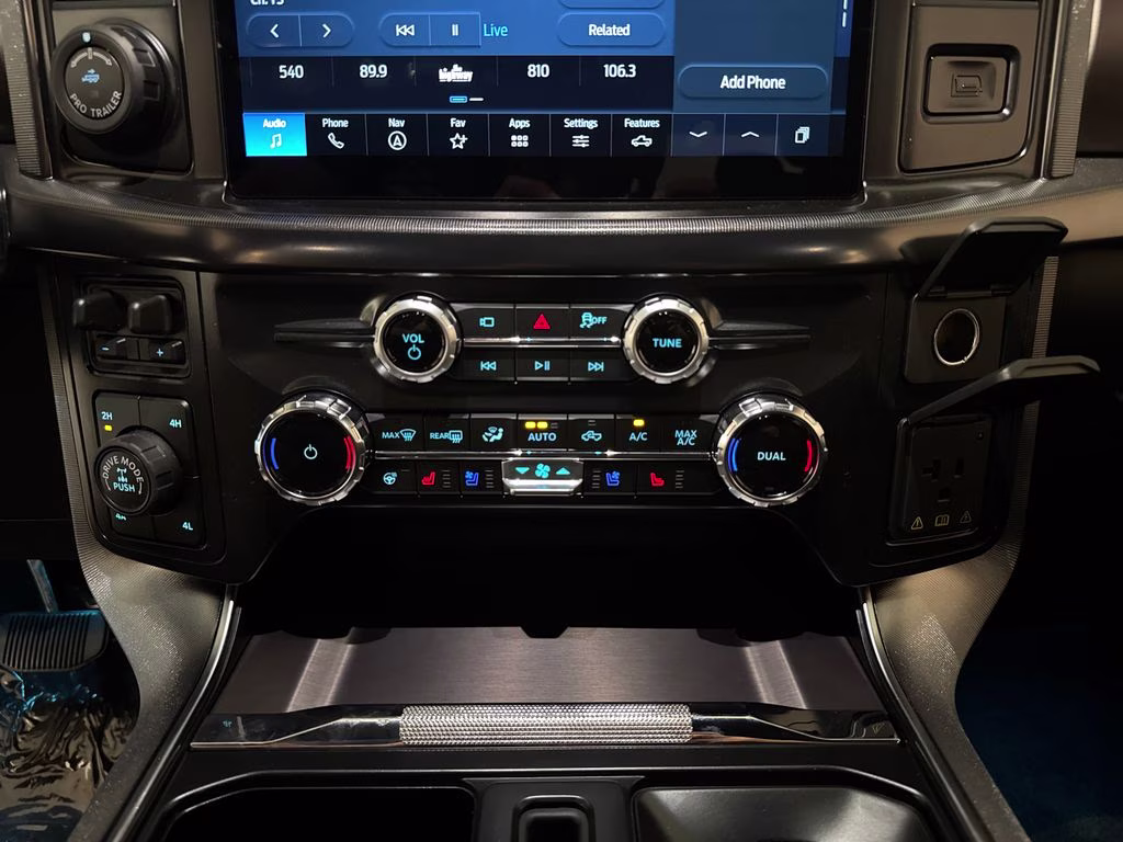 2026 Avalanche Ford F-150 Platinum 4X4 Truck