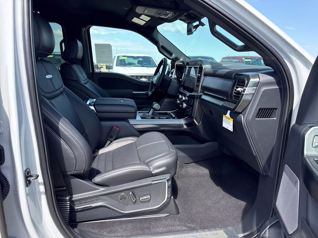 2026 Avalanche Ford F-150 Platinum 4X4 Truck