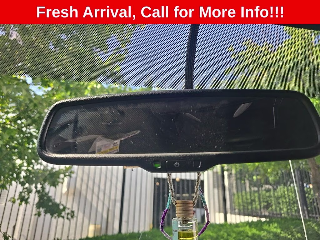 2015 Bright White Clearcoat Dodge Grand Caravan SE FWD Van