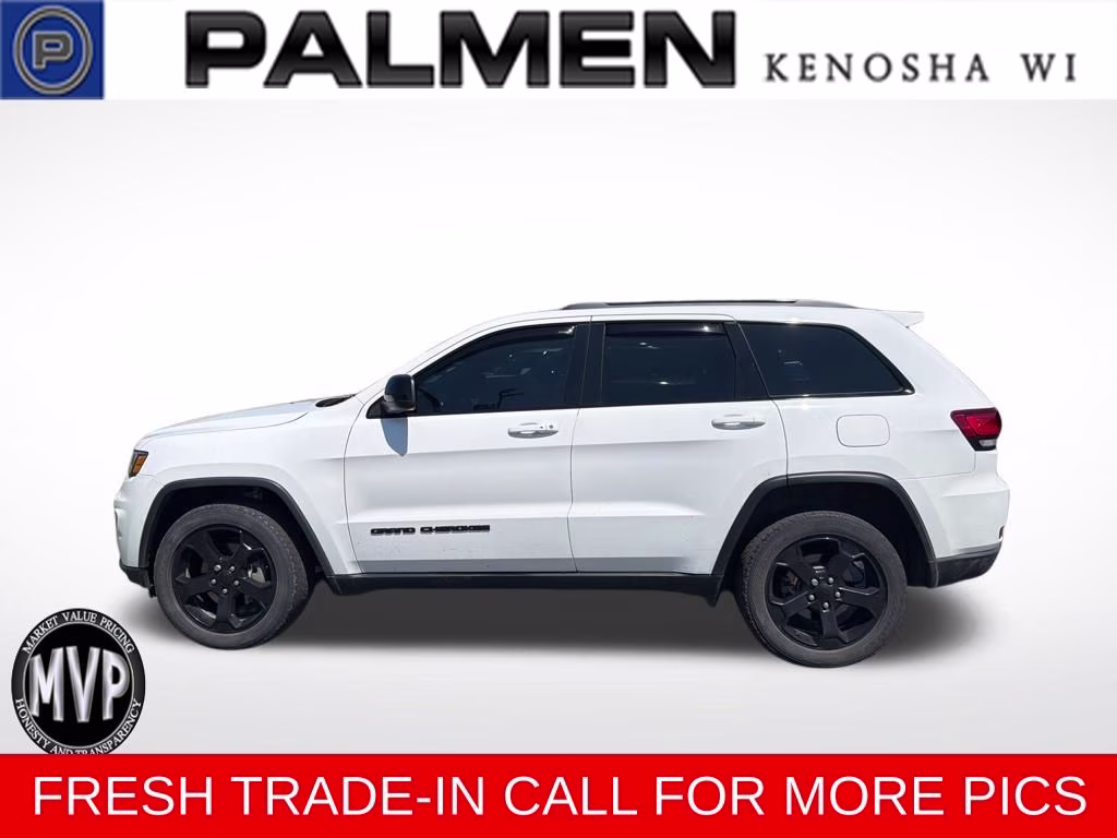 2018 Bright White Clearcoat Jeep Grand Cherokee Laredo 4X4 SUV