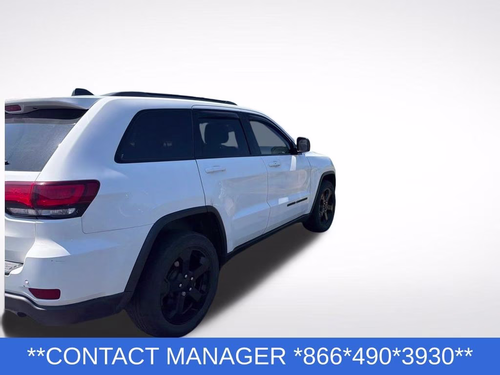 2018 Bright White Clearcoat Jeep Grand Cherokee Laredo 4X4 SUV