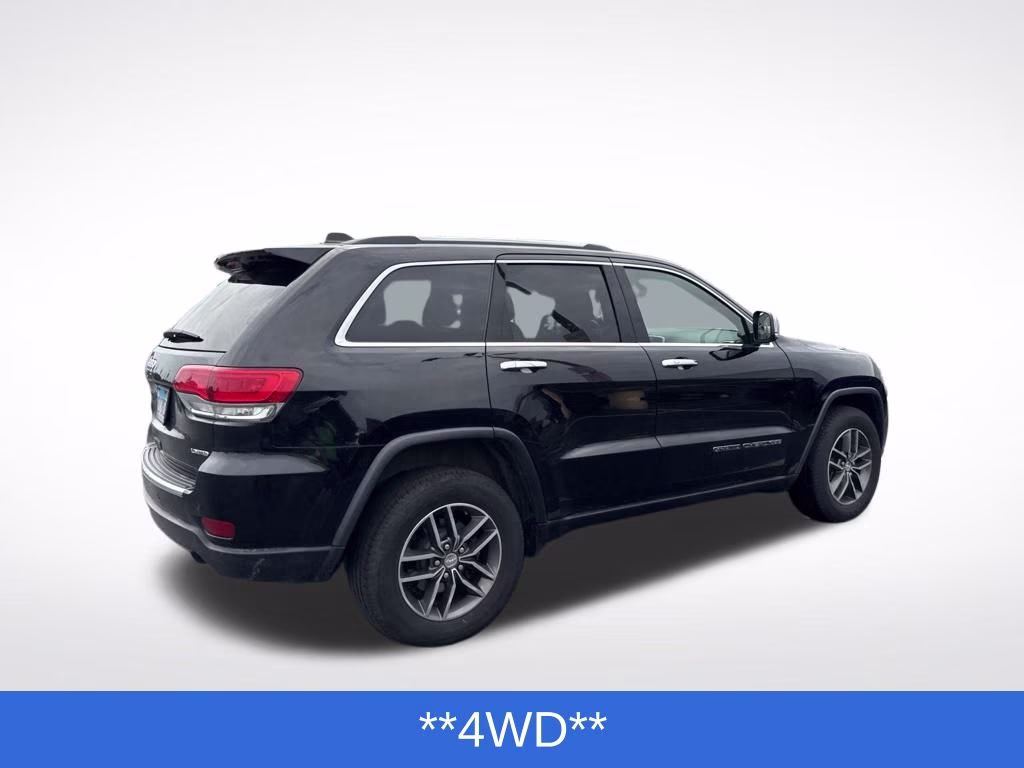 2017 Diamond Black Crystal Pearlcoat Jeep Grand Cherokee Limited 4X4 SUV