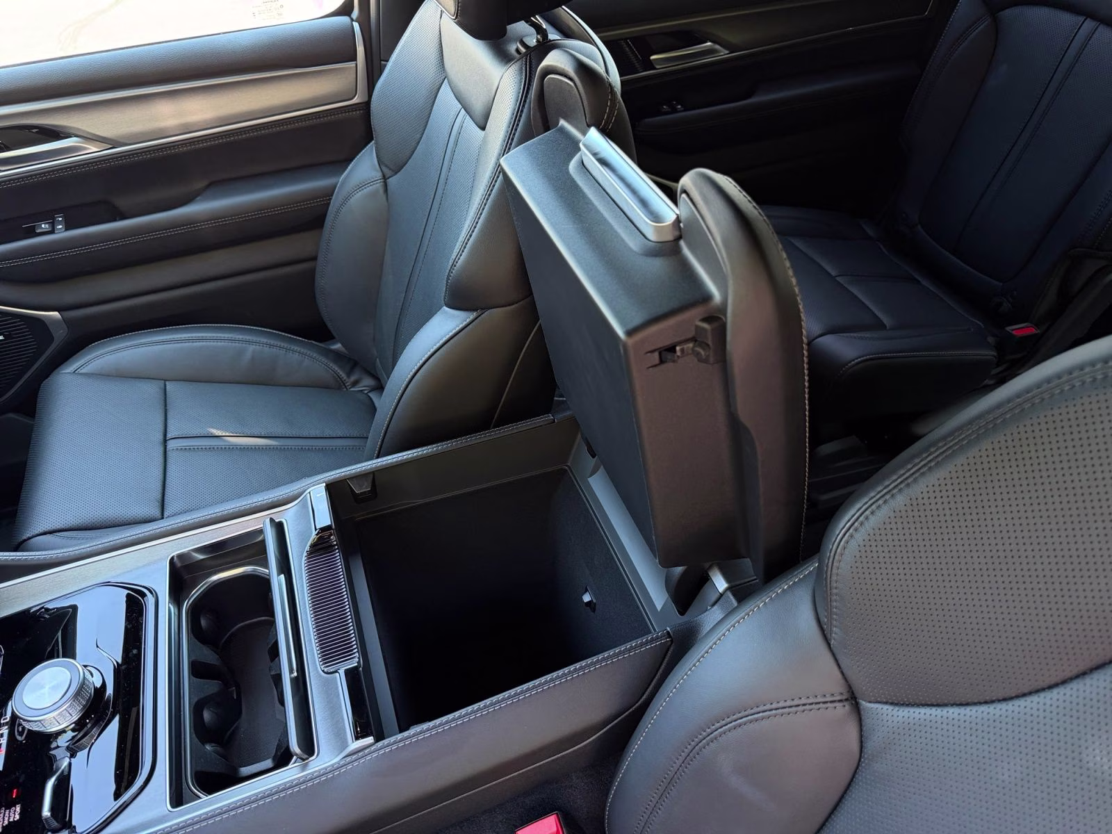 2026 Fathom Blue Pearlcoat Jeep Grand Wagoneer 4X4 SUV