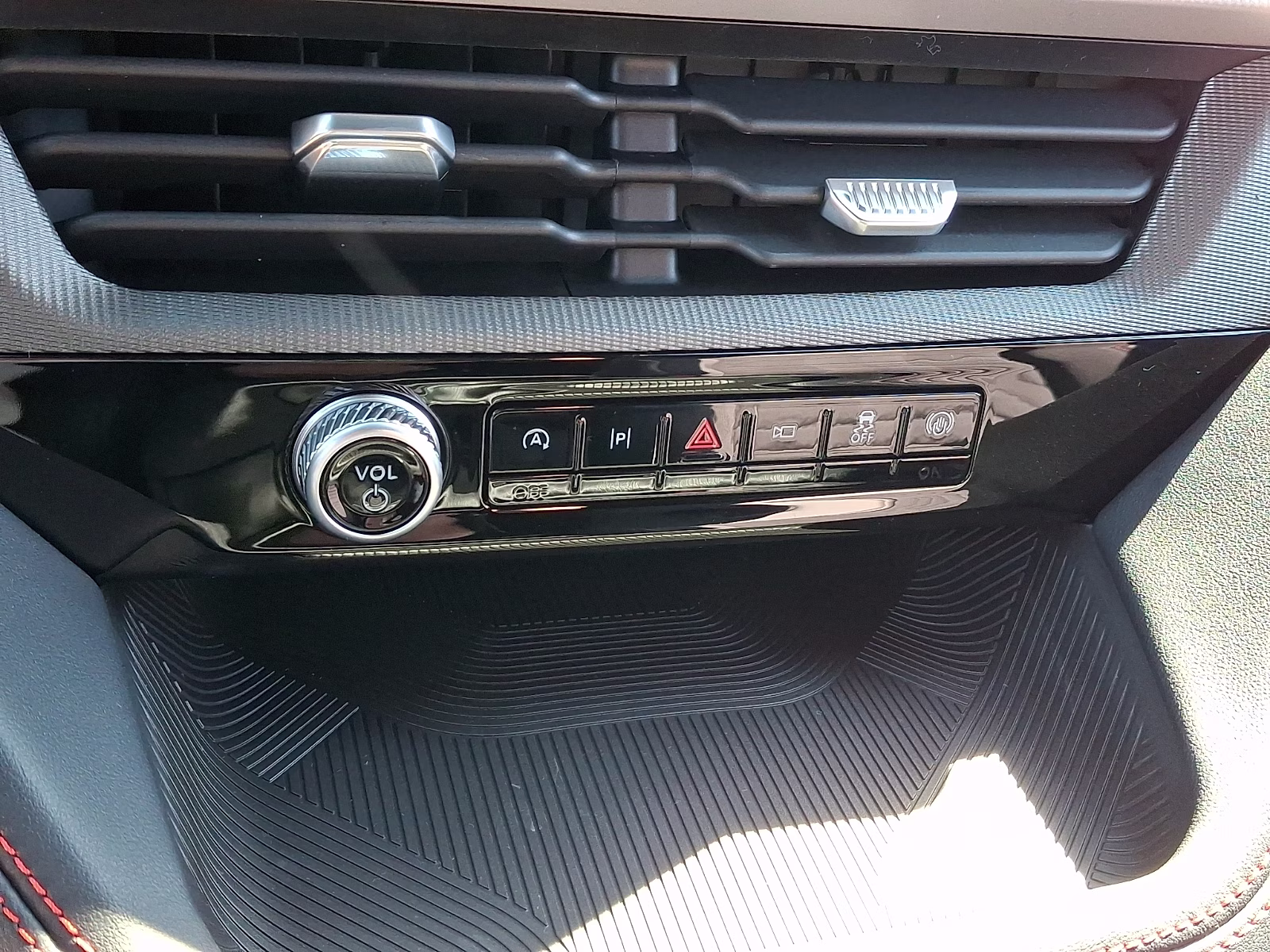 2026 Marsh Gray - T9 Ford Explorer ST-Line 4X4