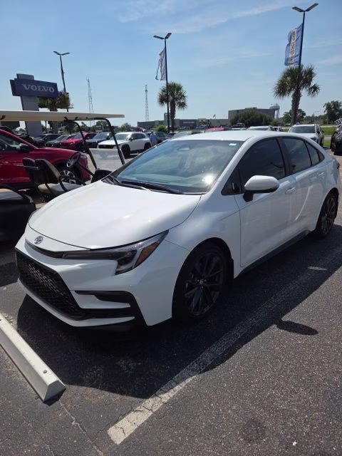 2025 Toyota Corolla SE FWD Sedan