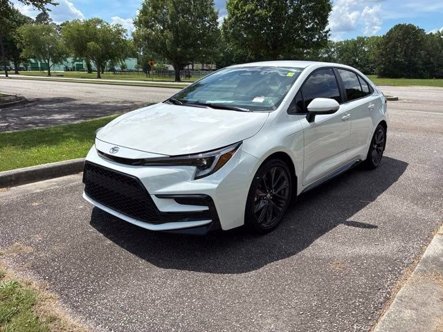 2025 Ice Cap/Midnight Blk Met Toyota Corolla SE FWD Sedan