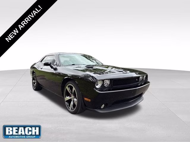 2013 Black Clearcoat Dodge Challenger R/T RWD Coupe