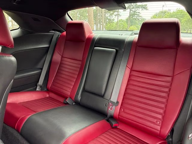 2013 Black Clearcoat Dodge Challenger R/T RWD Coupe