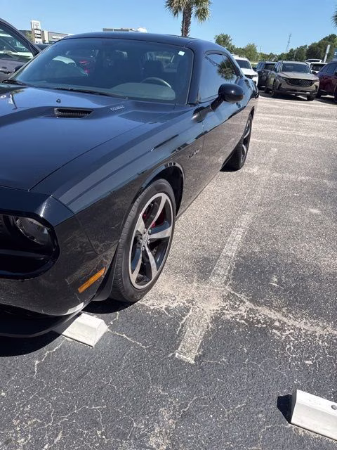 2013 Black Clearcoat Dodge Challenger R/T RWD Coupe