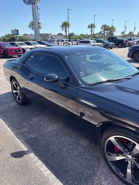 2013 Black Clearcoat Dodge Challenger R/T RWD Coupe