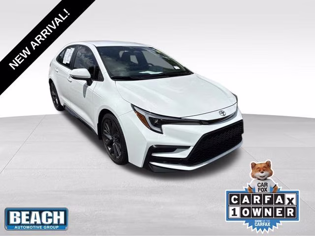 2025 Ice Cap/Midnight Blk Met Toyota Corolla SE FWD Sedan
