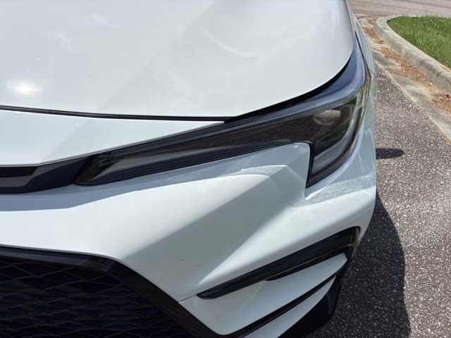 2025 Ice Cap/Midnight Blk Met Toyota Corolla SE FWD Sedan