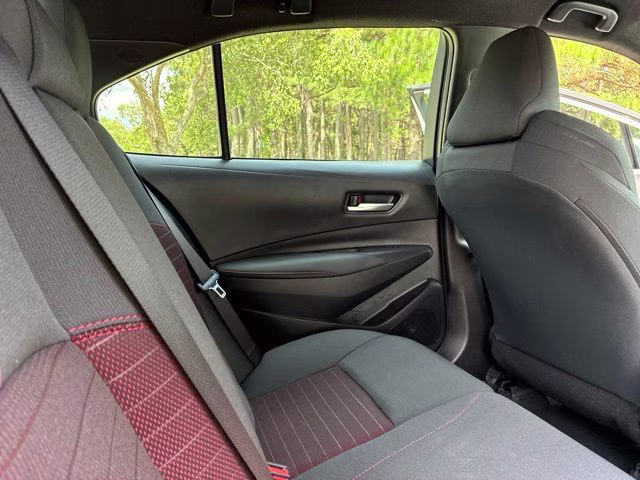 2025 Ice Cap/Midnight Blk Met Toyota Corolla SE FWD Sedan