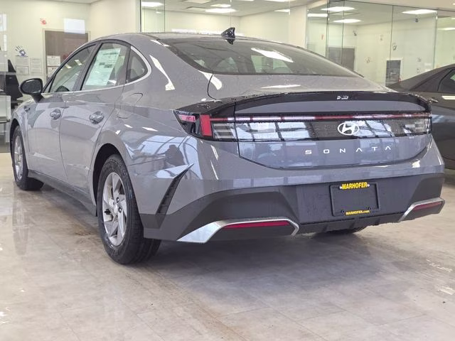 2026 Transmission Blue Hyundai Sonata SE FWD Sedan