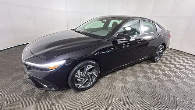 2025 Abyss Black Hyundai Elantra Hybrid SEL Sport FWD Sedan