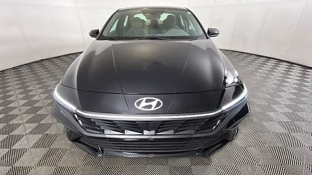 2025 Abyss Black Hyundai Elantra Hybrid SEL Sport FWD Sedan