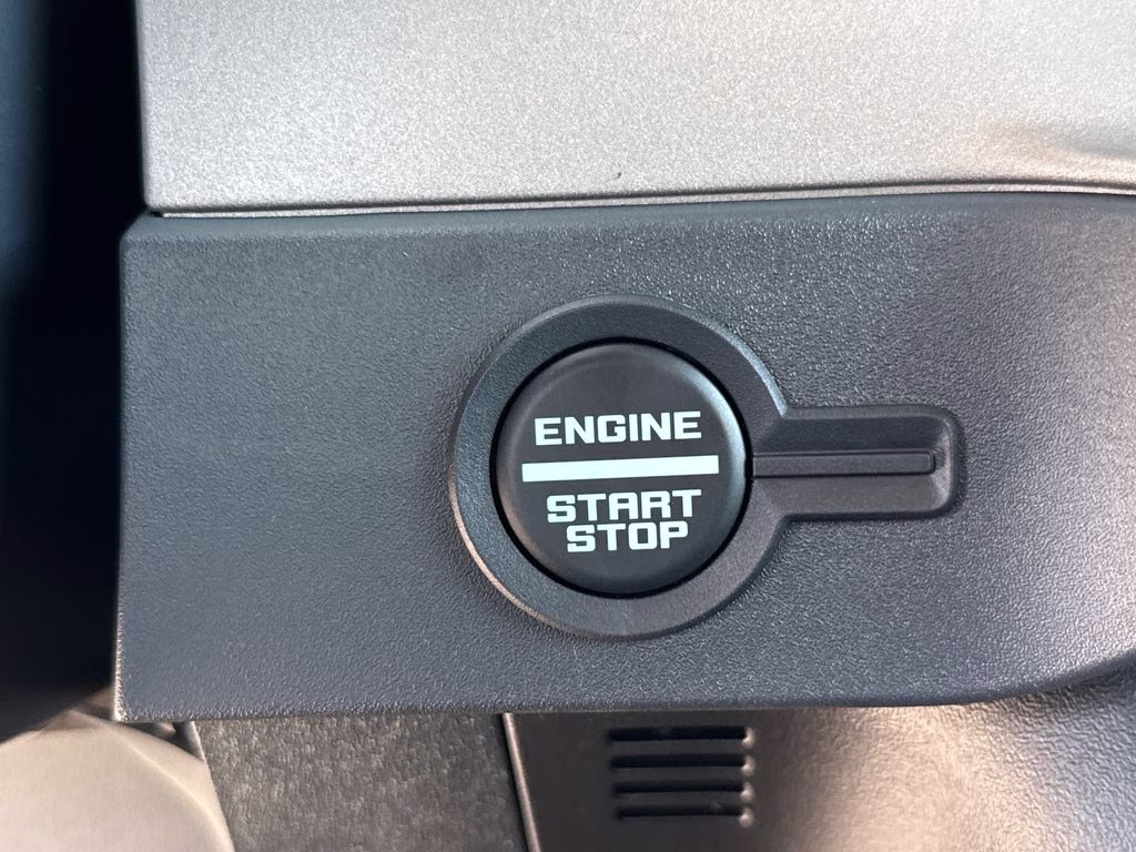 2026 Avalanche Gray Ford Bronco Outer Banks 4X4 SUV