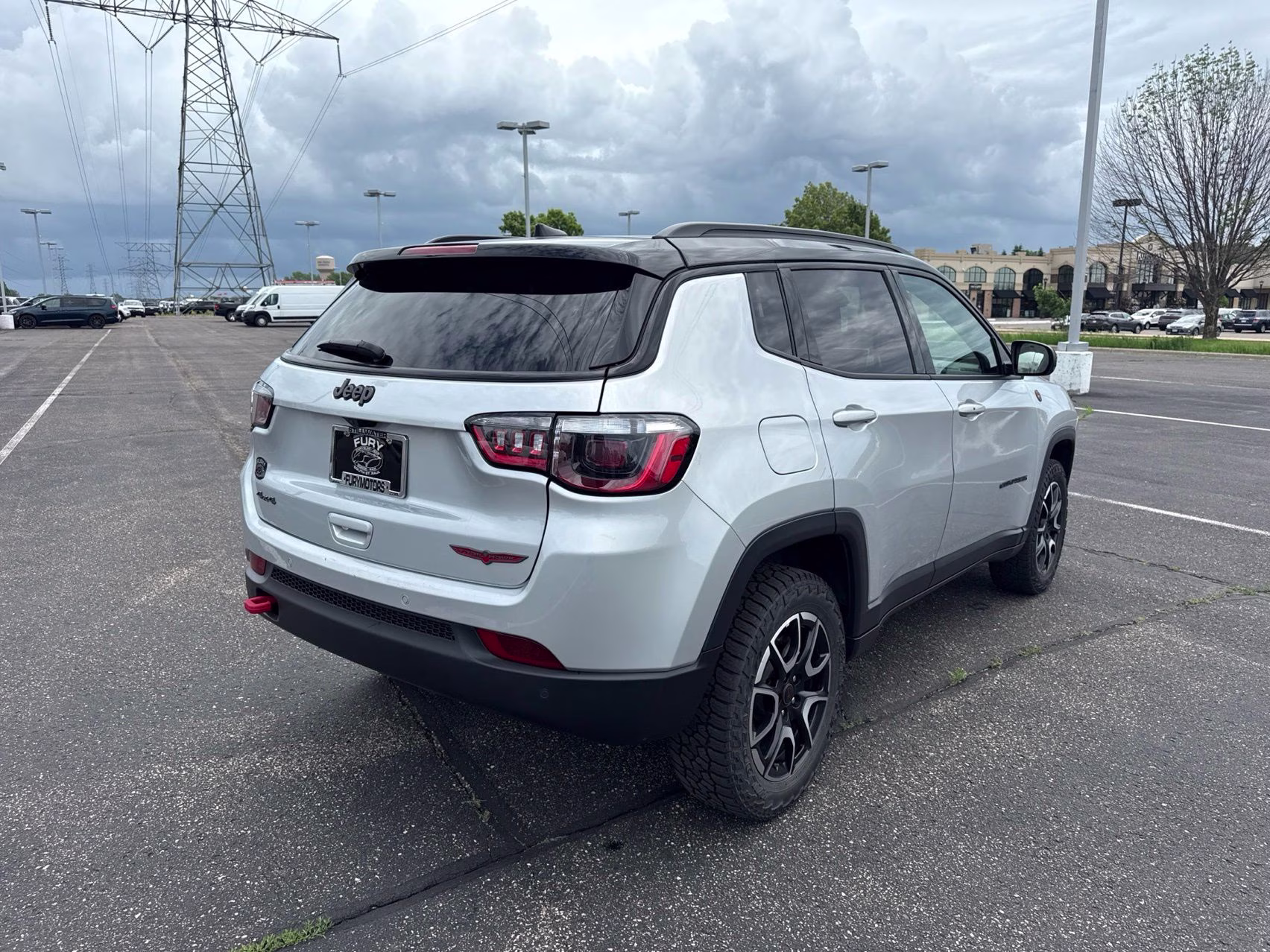 2025 Silver Zynith Metallic Clearcoat Jeep Compass Trailhawk 4X4 SUV
