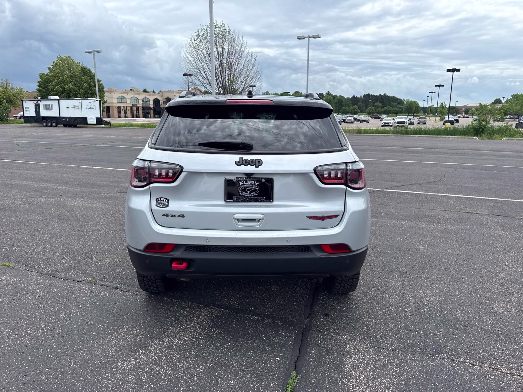 2025 Silver Zynith Metallic Clearcoat Jeep Compass Trailhawk 4X4 SUV