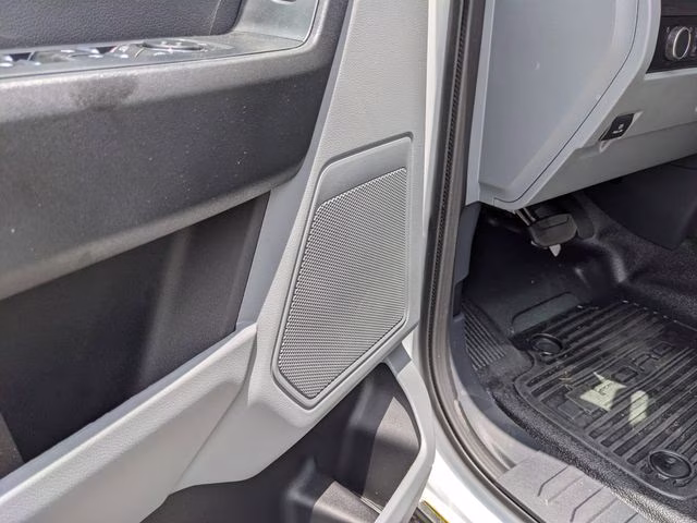 2026 Oxford White Ford Super Duty F-450 DRW XL 4X4 Chassis