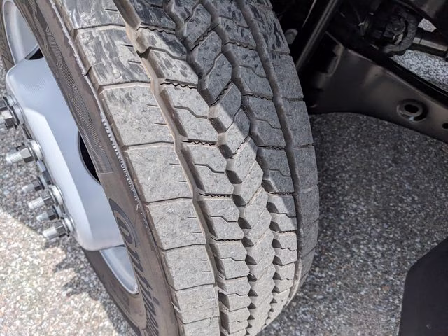 2026 Oxford White Ford Super Duty F-450 DRW XL 4X4 Chassis