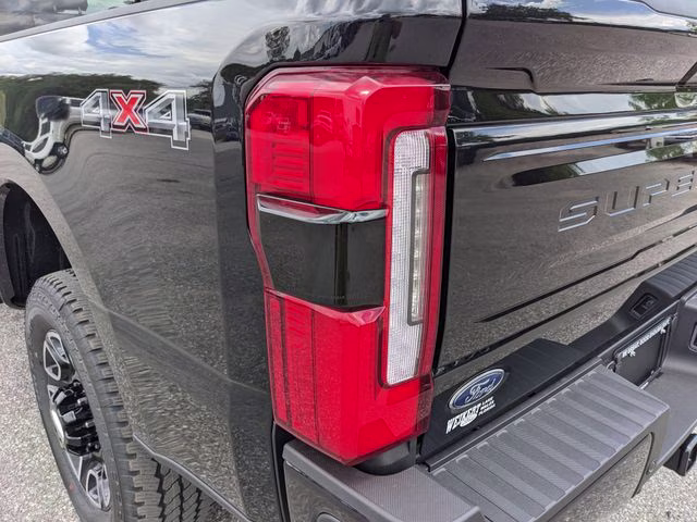 2026 Agate Black Metallic Ford Super Duty F-250 SRW Platinum 4X4 Truck