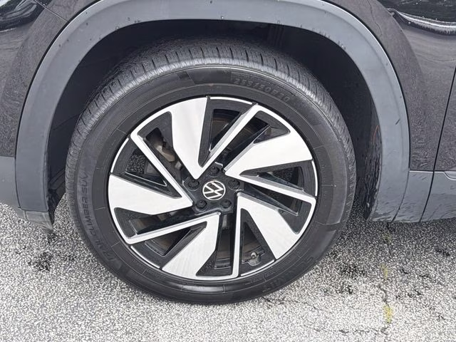 2024 Dark Blue Volkswagen Atlas 2.0T SE w/Technology AWD SUV