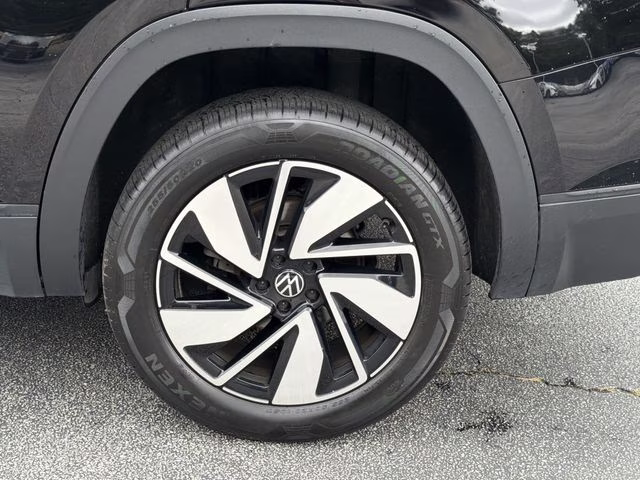 2024 Dark Blue Volkswagen Atlas 2.0T SE w/Technology AWD SUV