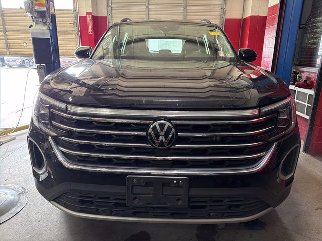 2024 Dark Blue Volkswagen Atlas 2.0T SE w/Technology AWD SUV