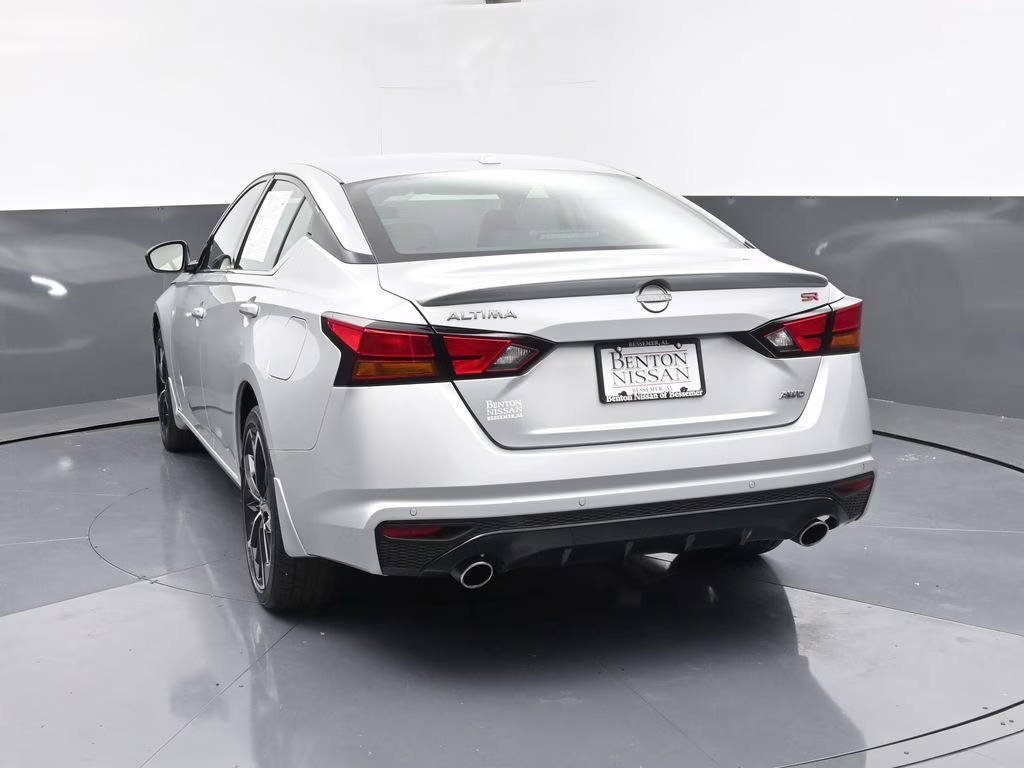 2024 Brilliant Silver Metallic Nissan Altima 2.5 SR AWD Sedan
